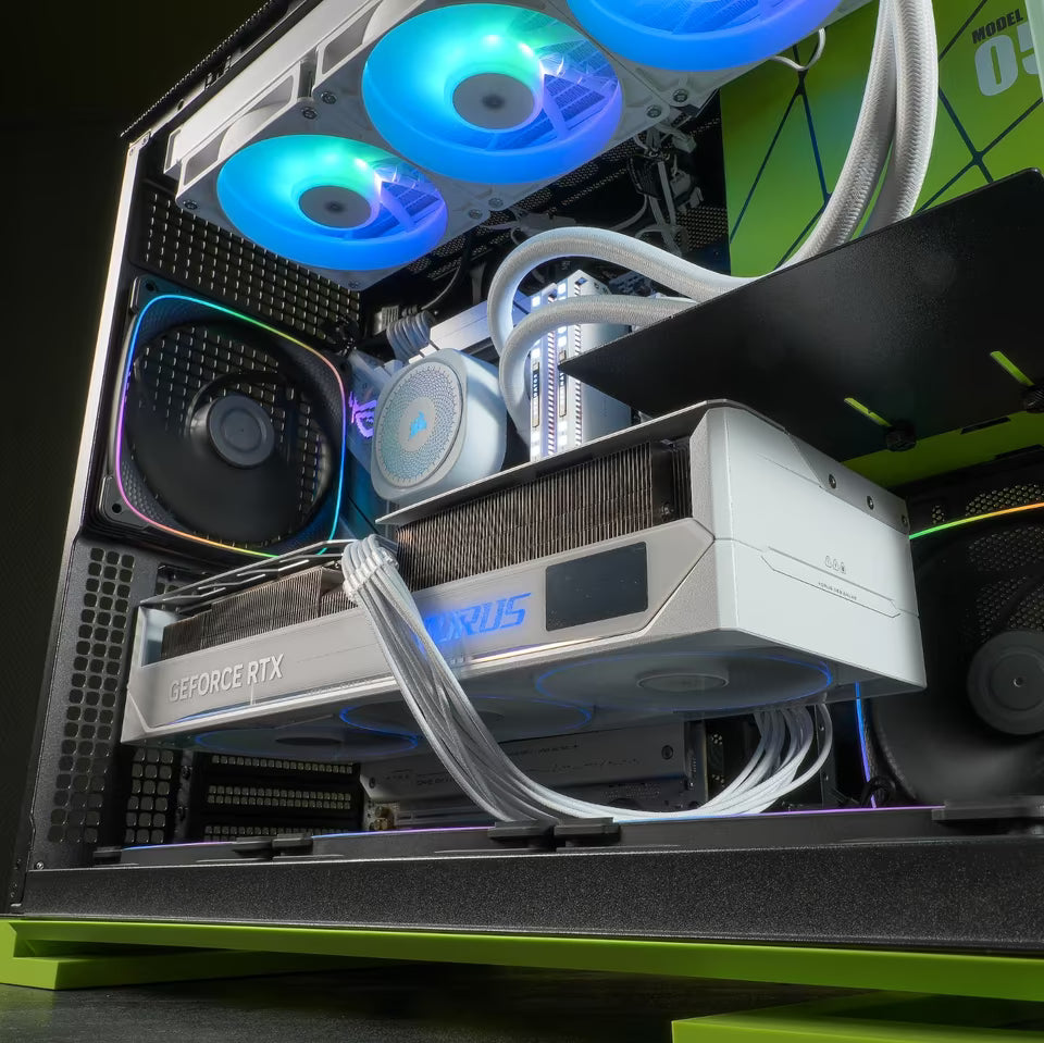 Gaming PC | RTX 5080 | Ryzen 7 9800X3D | Geometric Future