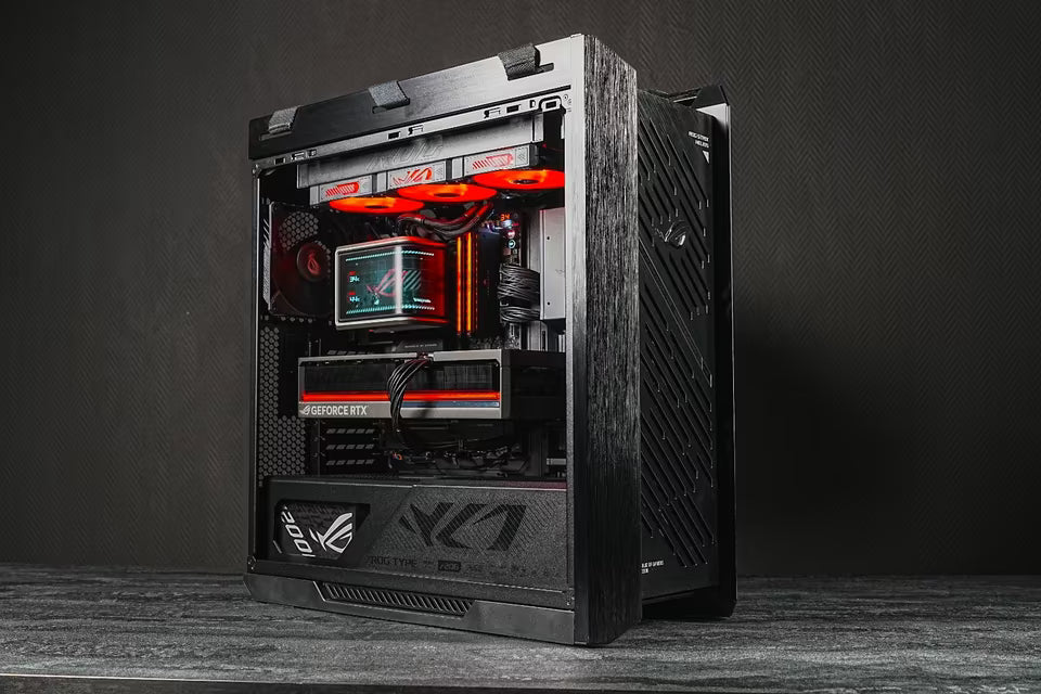 ASUS ROG Enthusiast Edition | RTX 5090 Astral | Ryzen 7 9800X3D