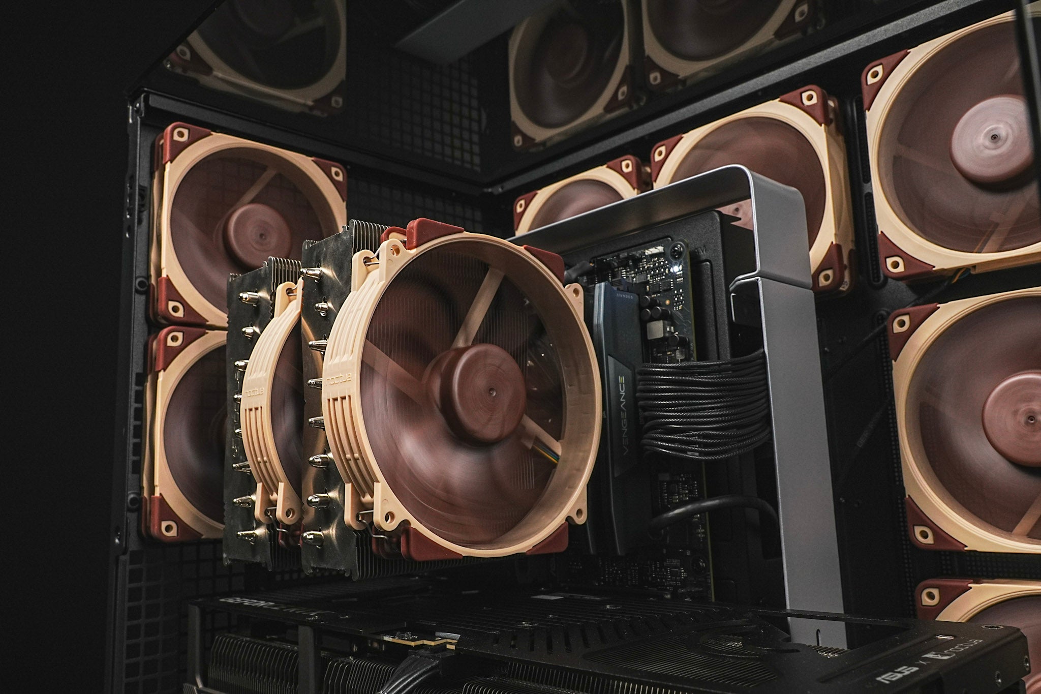 NOCTUA Style Gaming PC