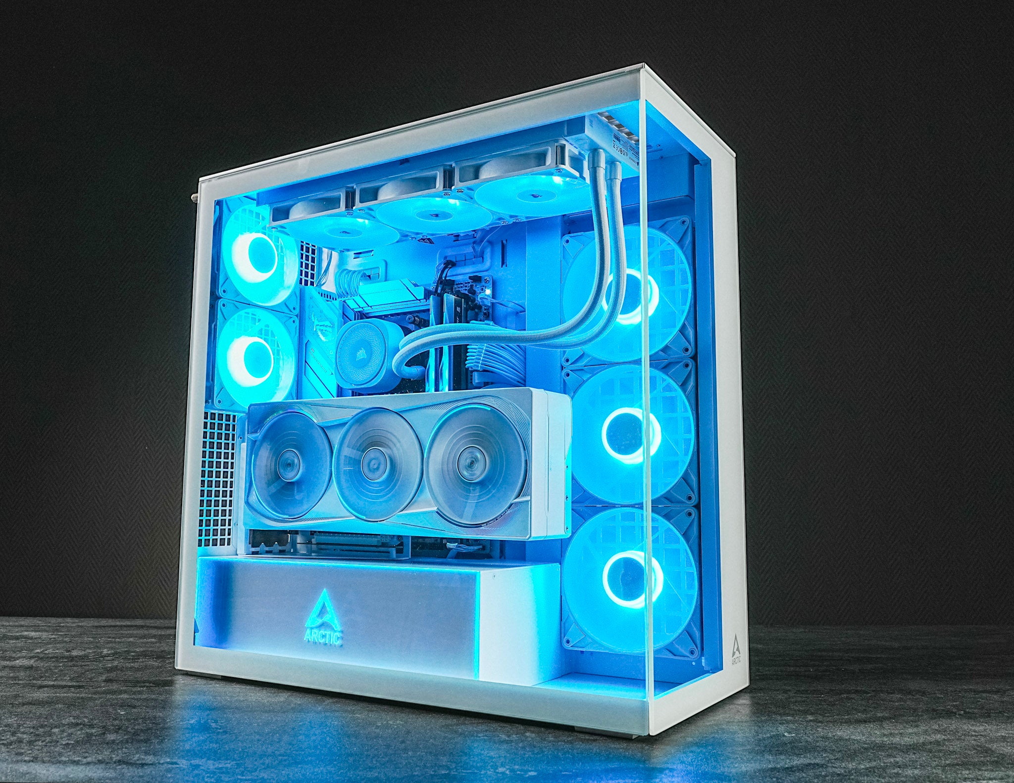White High-End Gaming PC — PixelBuilds Edition