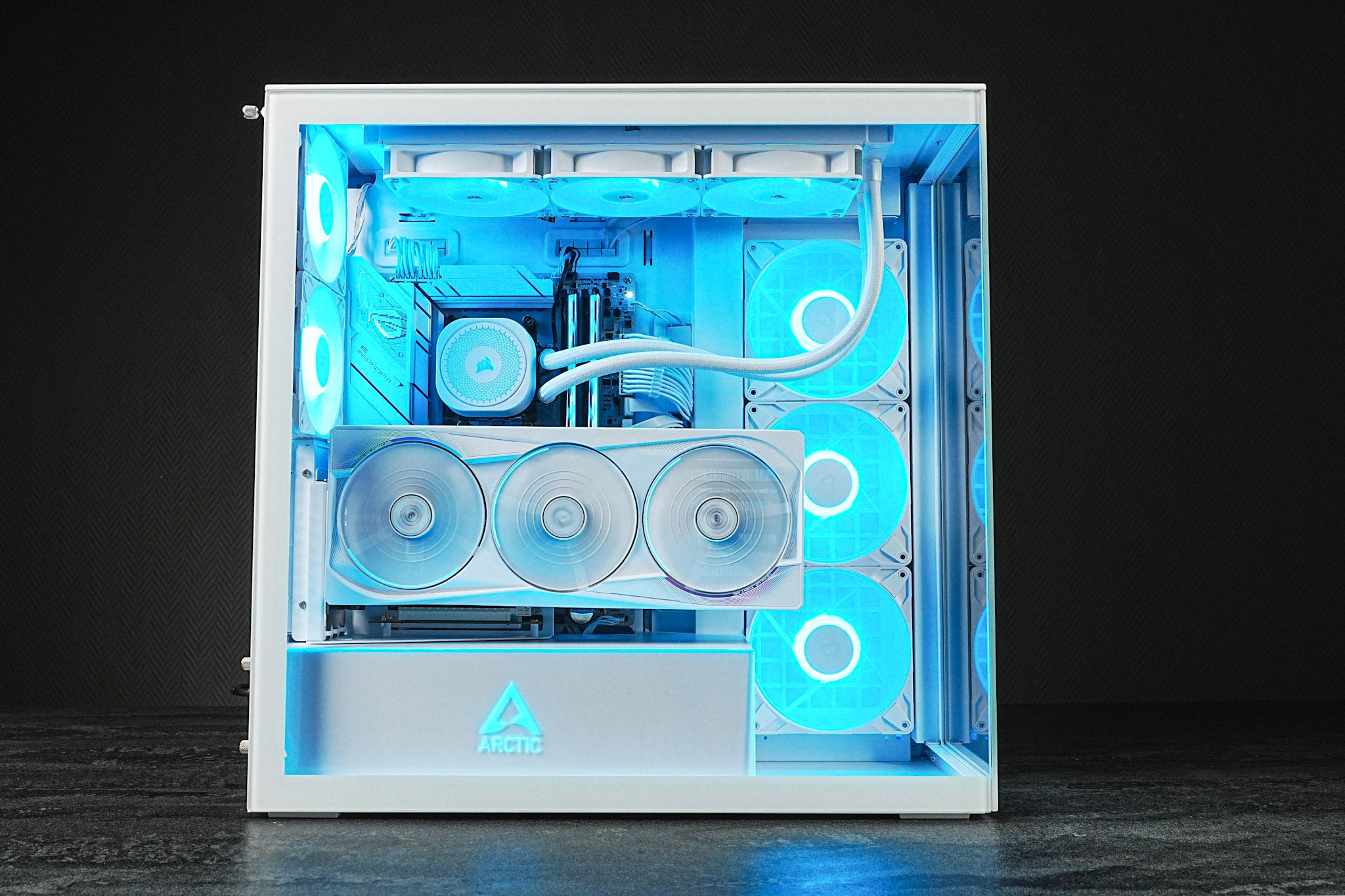 White High-End Gaming PC — PixelBuilds Edition