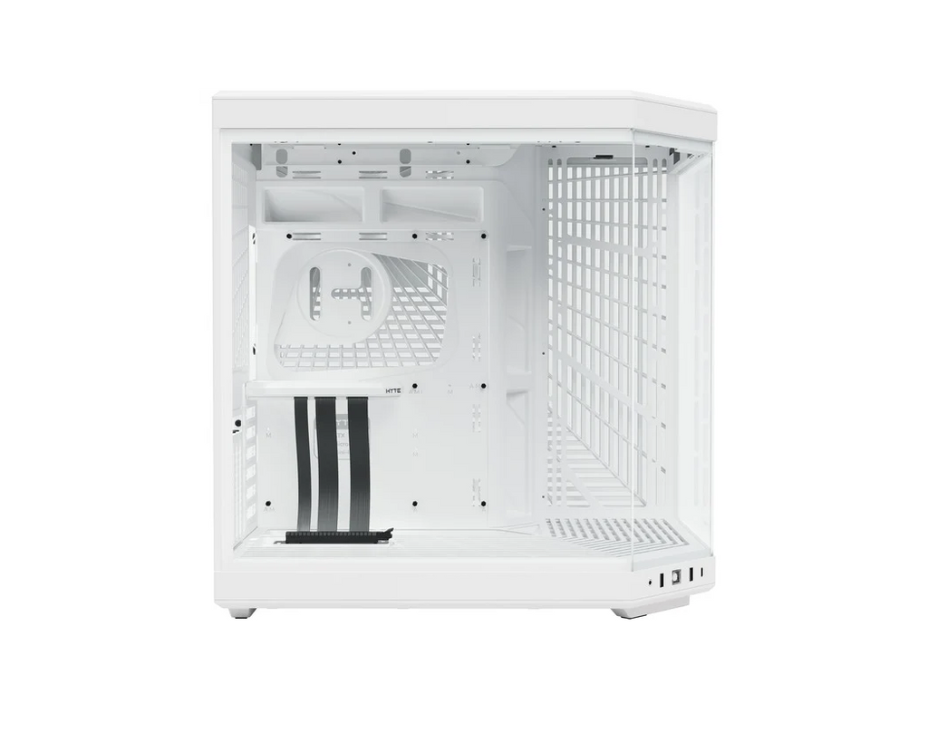 Gaming PC/ Hyte Y70/ Nvidia RTX 5060 + Ryzen 7 7800X3D