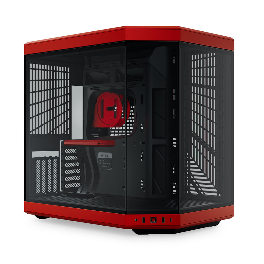 Gaming PC Hyte Y70 / Ryzen 7 7800X3D + Nvidia RTX 5060