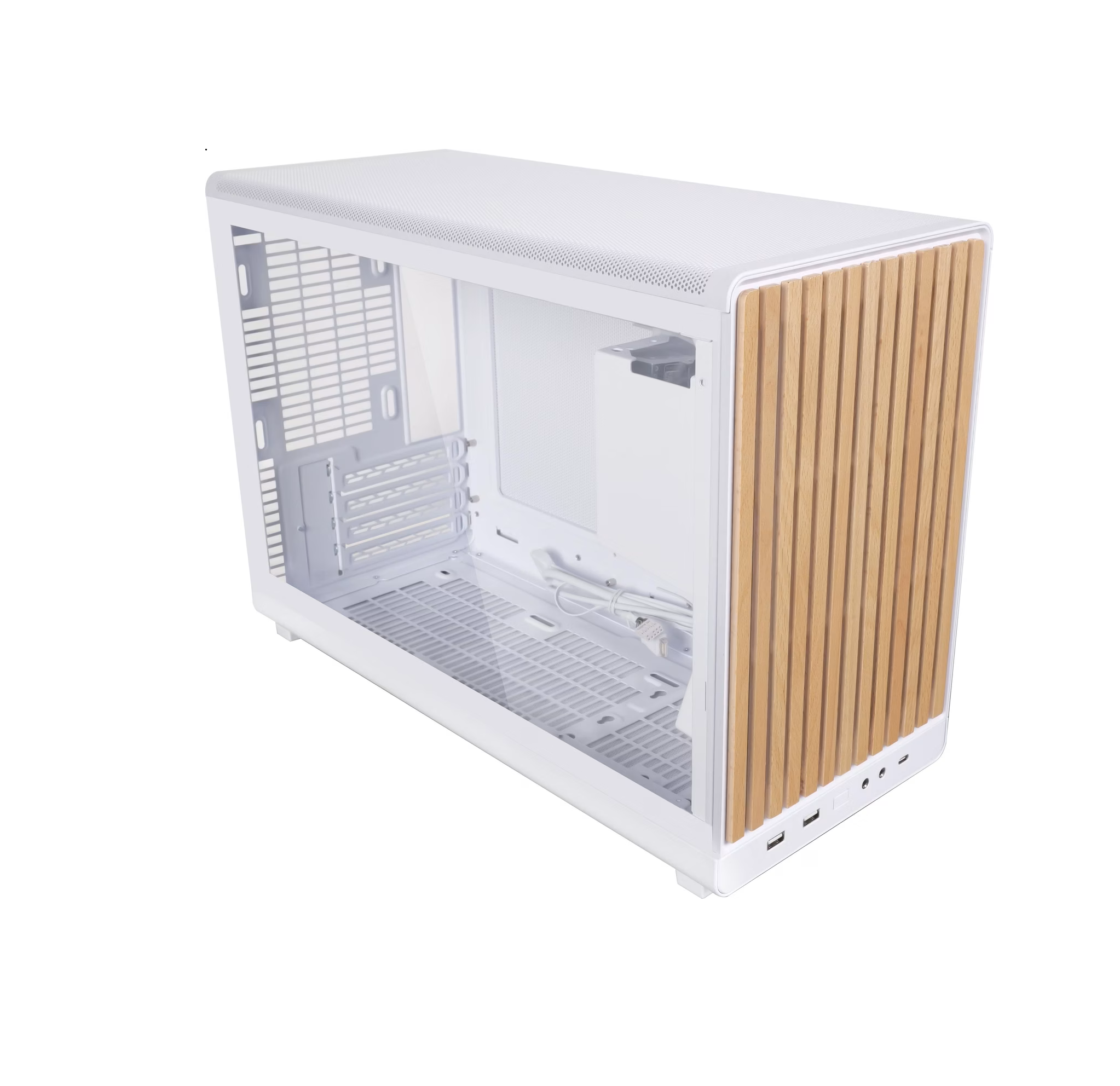 Lian Li DAN  Wood Edition PC/ yzen 7 7800X3D + Nvidia RTX 5060