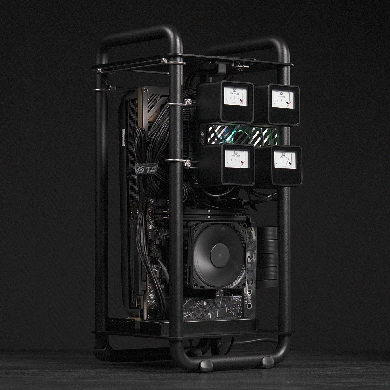 PixelBuilds Galerie – maßgeschneiderte Gaming PC Builds
RTX5090